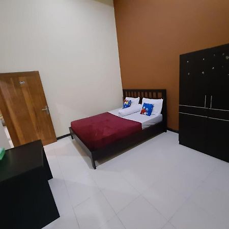 999 Khs 2 Homestay Ketapang  Dış mekan fotoğraf