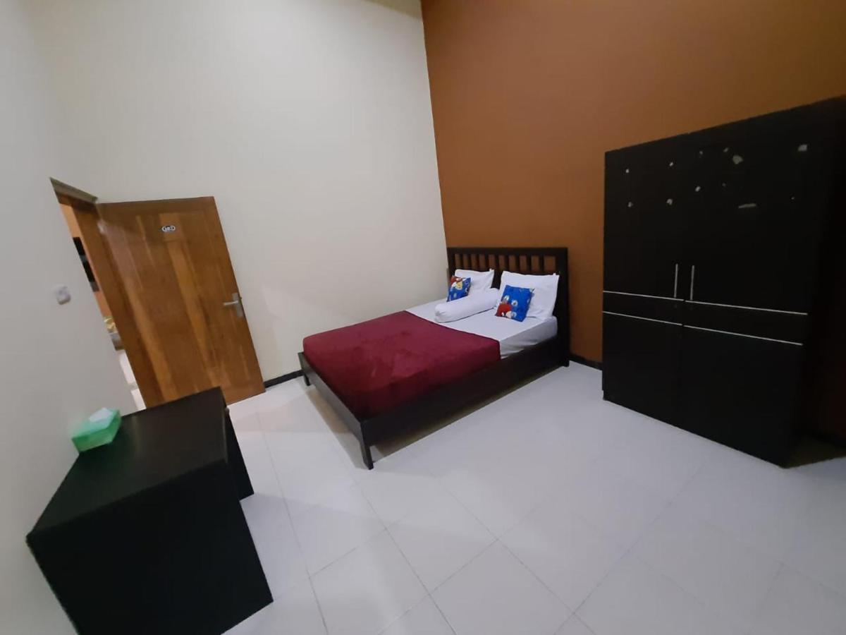 999 Khs 2 Homestay Ketapang  Dış mekan fotoğraf