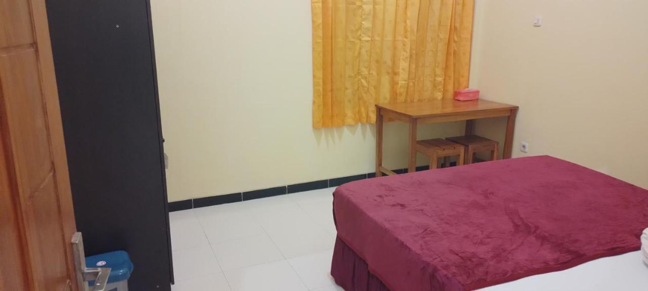 999 Khs 2 Homestay Ketapang  Dış mekan fotoğraf