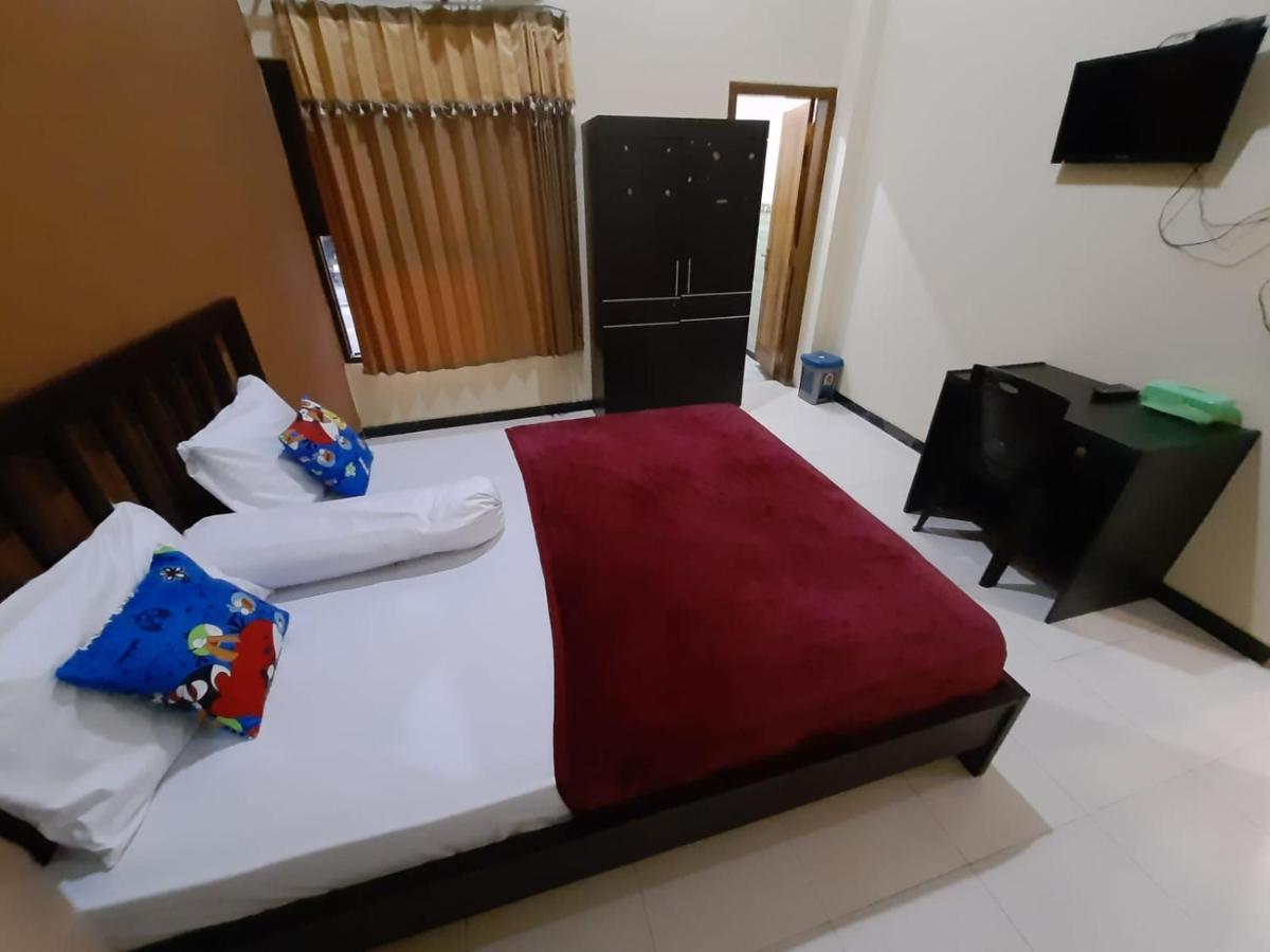 999 Khs 2 Homestay Ketapang  Dış mekan fotoğraf