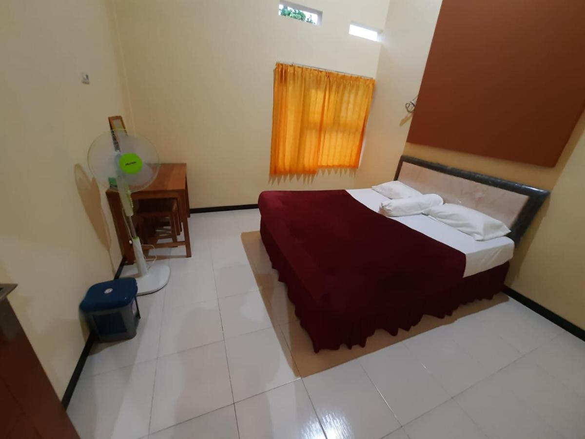 999 Khs 2 Homestay Ketapang  Dış mekan fotoğraf