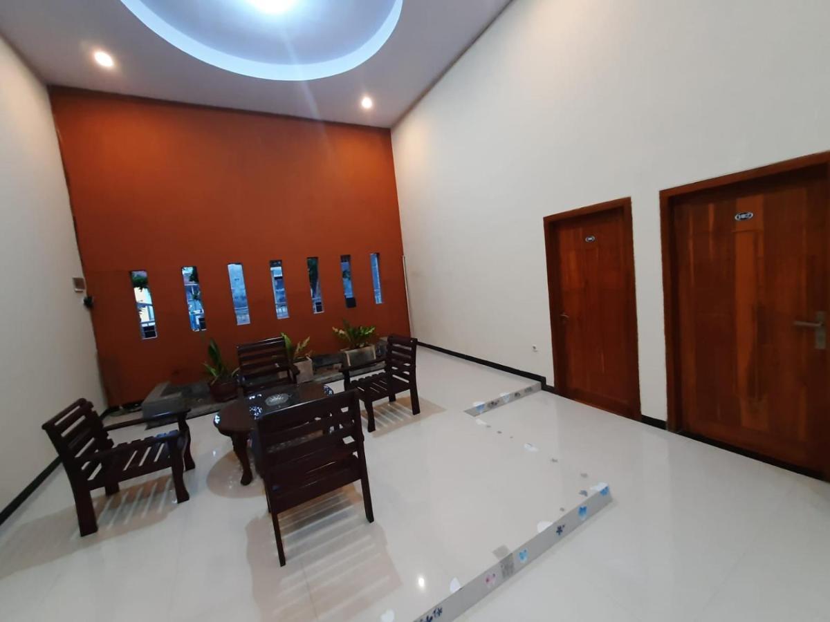 999 Khs 2 Homestay Ketapang  Dış mekan fotoğraf