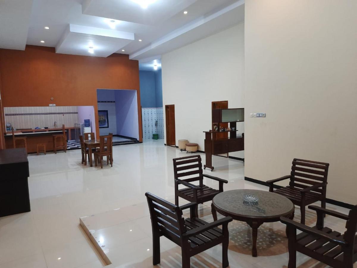 999 Khs 2 Homestay Ketapang  Dış mekan fotoğraf