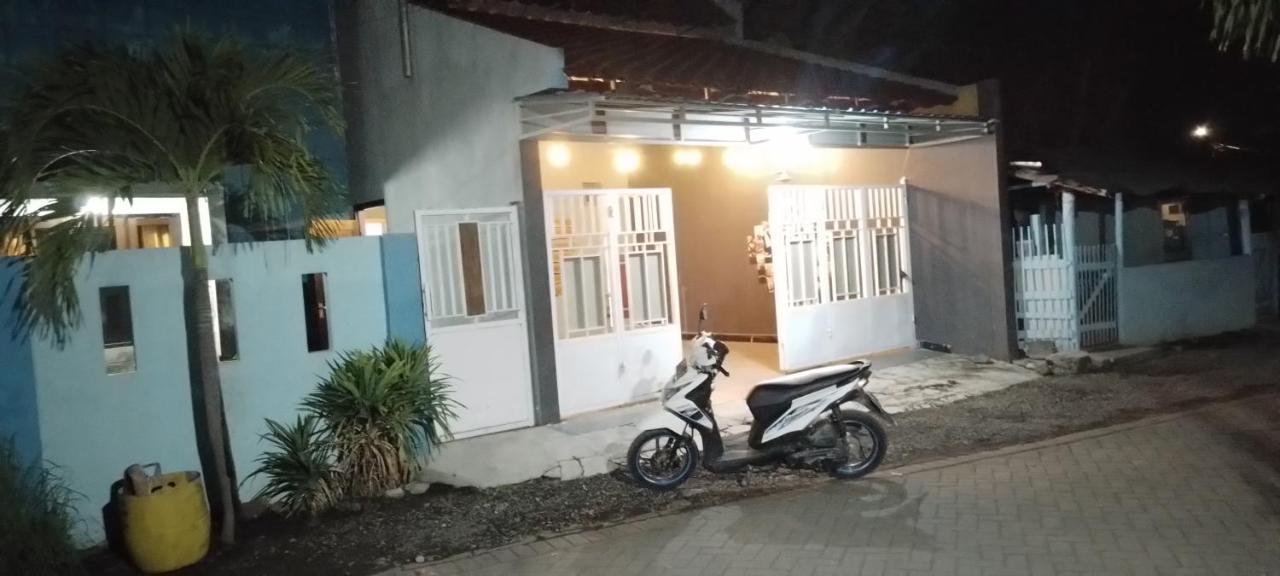 999 Khs 2 Homestay Gilimanuk Dış mekan fotoğraf